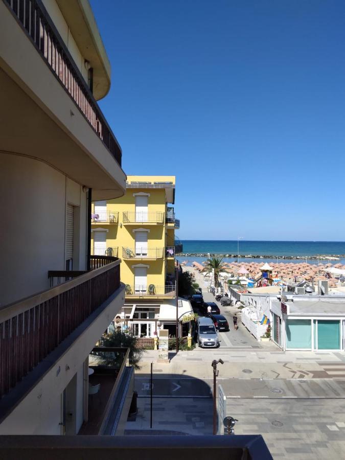 Hotel Acapulco Rimini Buitenkant foto