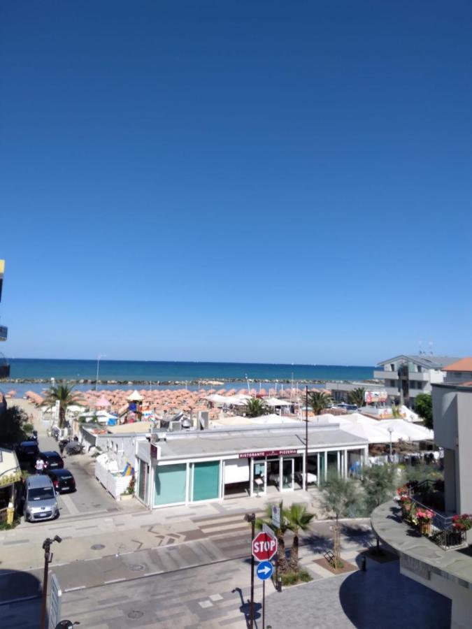 Hotel Acapulco Rimini Buitenkant foto